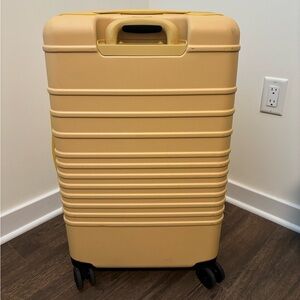 BEIS Medium Check-In Roller in Honey